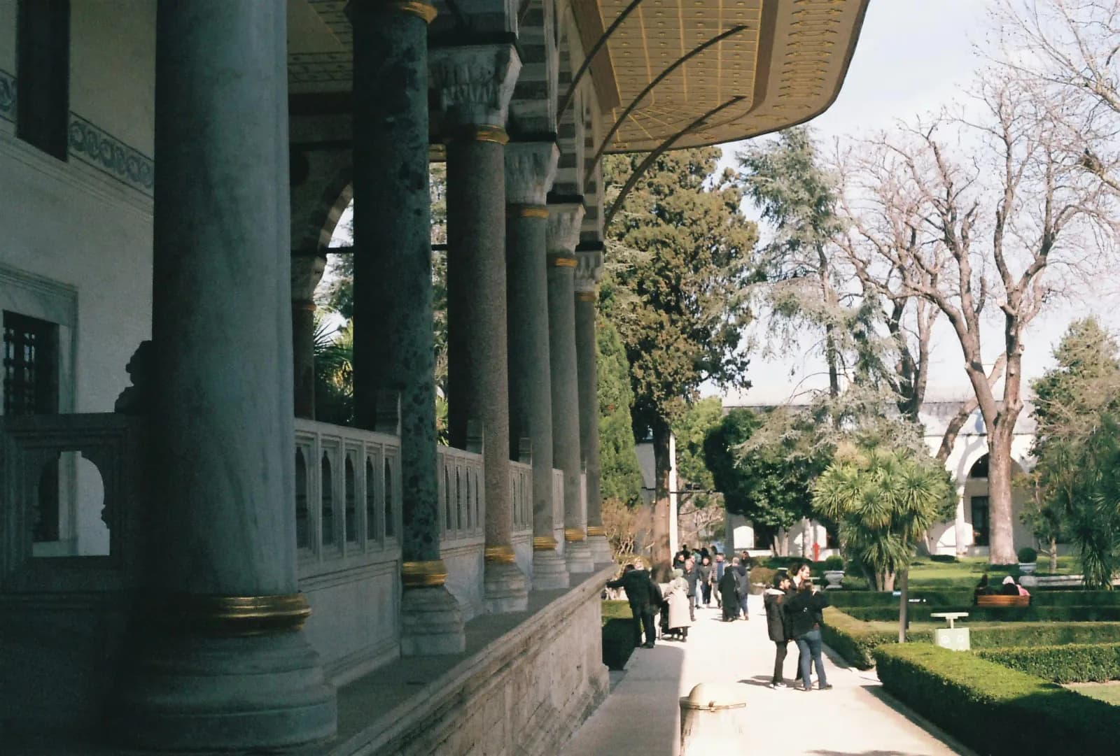Audience Chamber (Arz Odası) — columned arcade exterior
