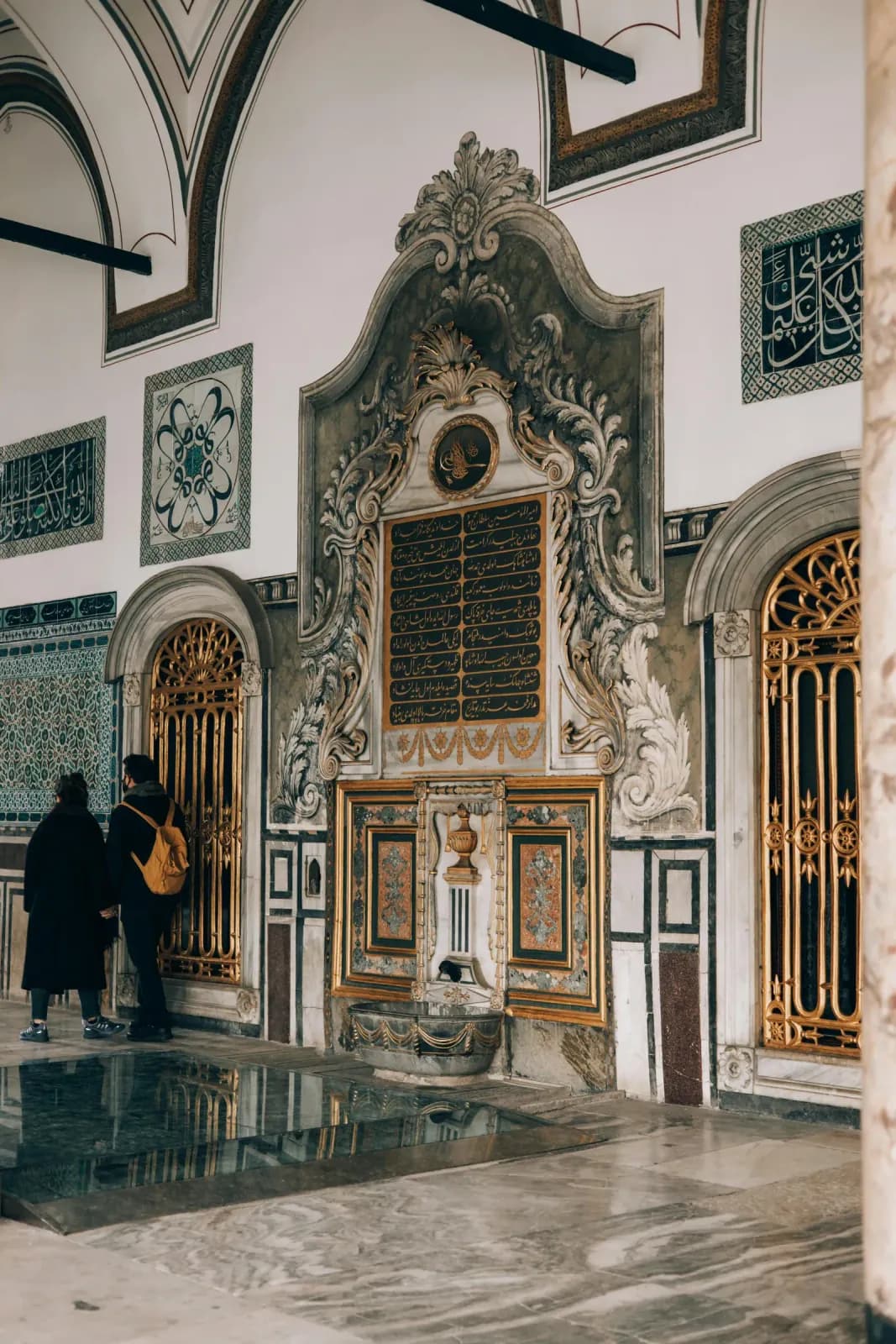 Baghdad Pavilion — Iznik-tiled interior